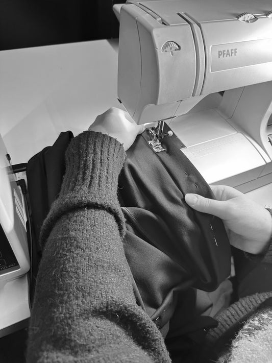 Skapandi vinnustofa: Fataviðgerðir 16.febrúar